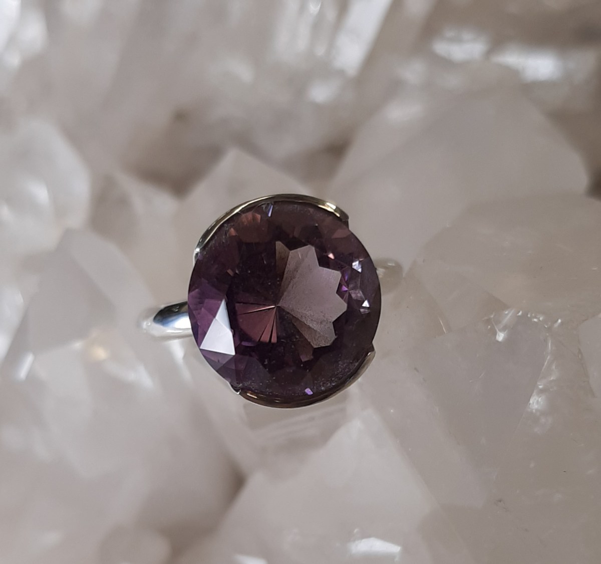 Amethyst Ring - Heart of the Bay Crystals Byron Bay