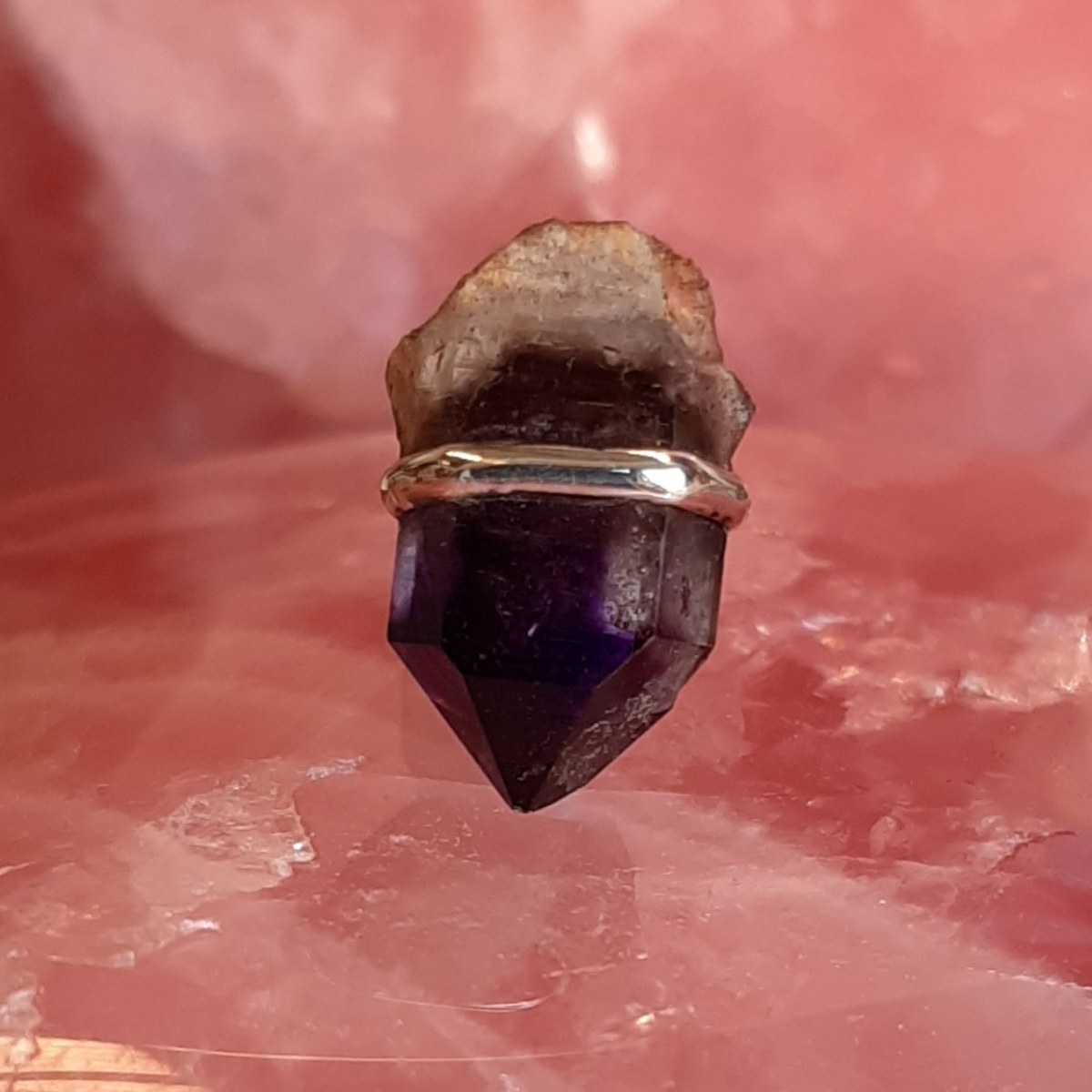 Connecting through crystals - Heart of the Bay - Byron Bay Crystals