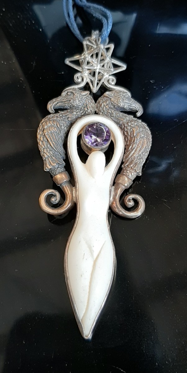 Sacred Geometry Goddess with Amethyst - Heart of the Bay Byron Bay