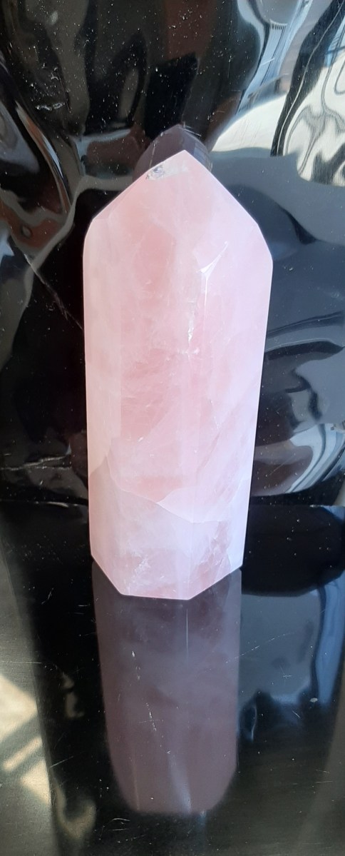 Rose Quartz - Byron Bay Crystals - Heart of the Bay